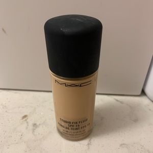 MAC Studio Fix Foundation with SPF 15